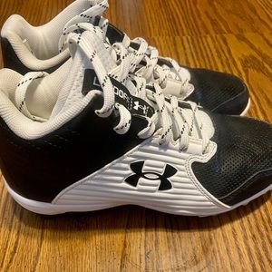 Boys under armour baseball  cleats